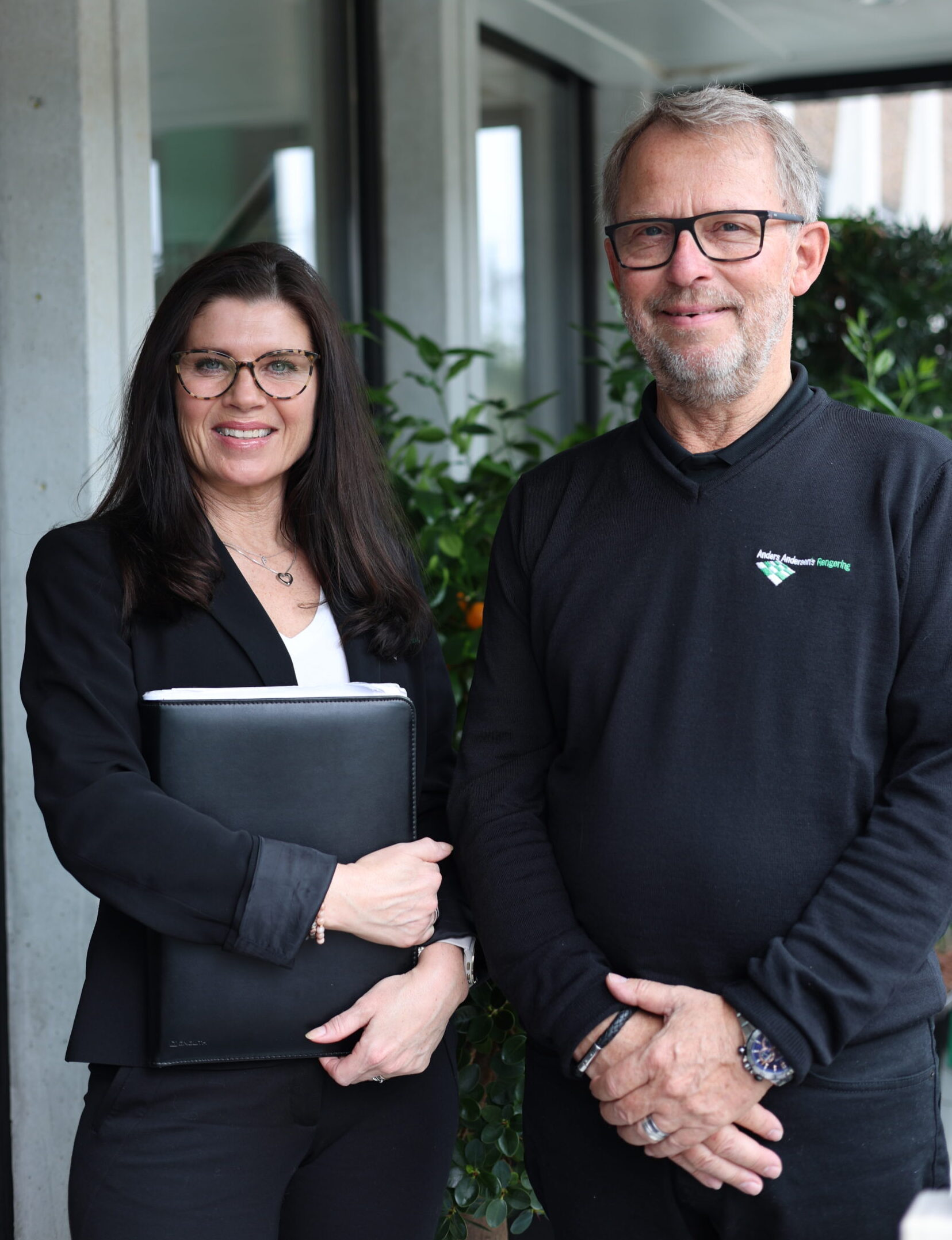 Salgskonsulent Annette Elsberg og planlægger Carsten Norsk Olsen.